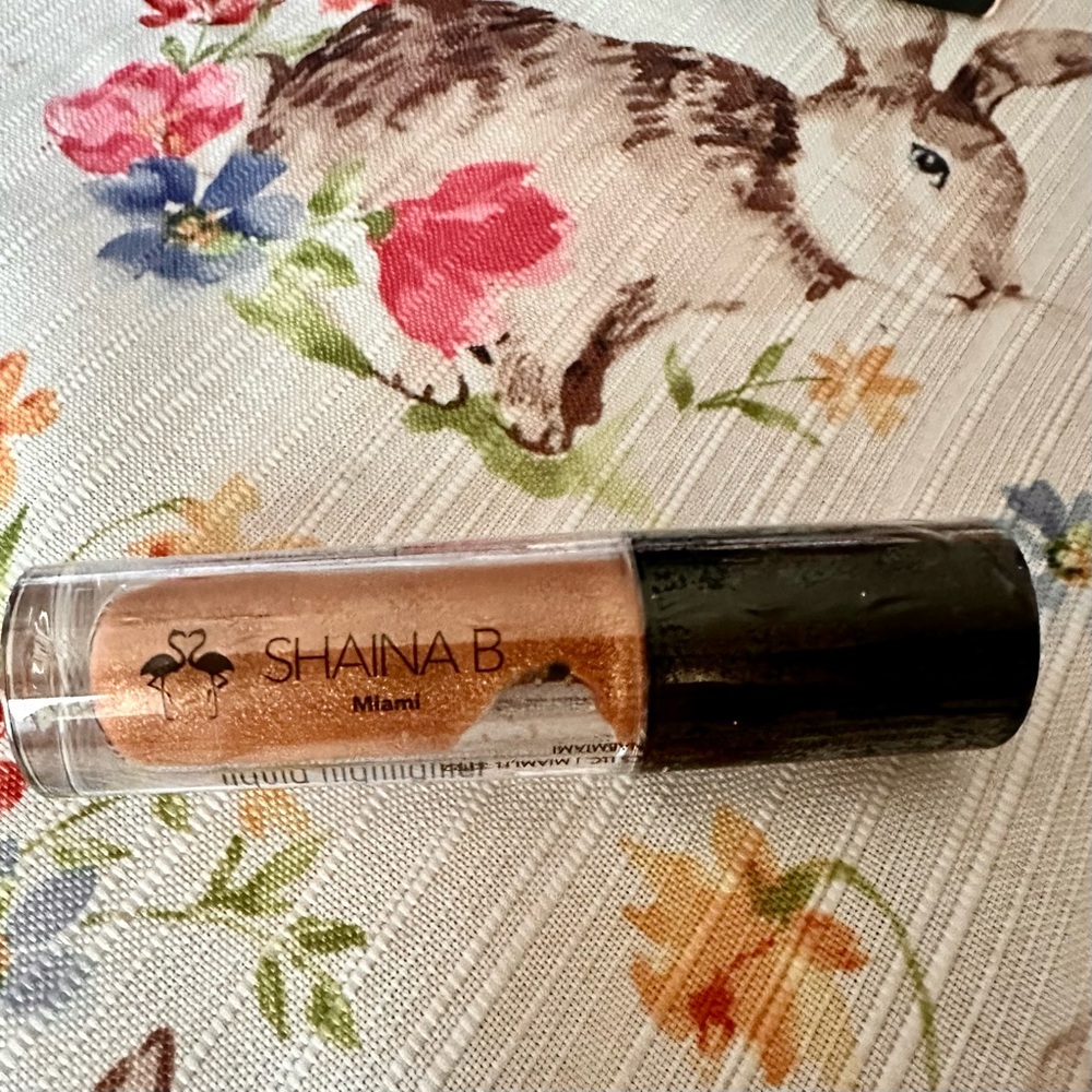 NWT Shaina B Miami Flaming Glow highlighter shade nude beach